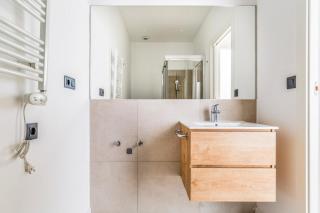 Blueground El Raval city view nr Plaza Catalunya BCN-202 - 1