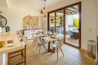 Luxury Condo with amazing golf course view - 3