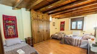 Los Frailecillos Villanueva del Trabuco by Ruralidays - 1