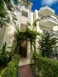 Luxury modern retreat- next to the beach - 4