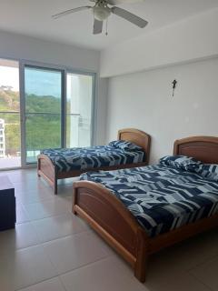 Departamento Resort Playa Azul - Tonsupa - 4