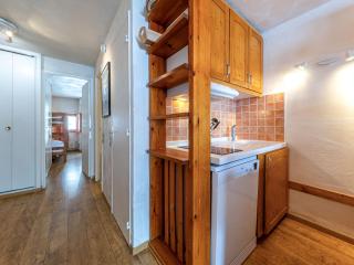 Appartement aux pieds des pistes avec balcon, WiFi et équipements modernes - FR-1-694-160 - 4