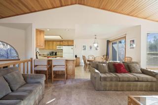 Fairway Village 8 condo - 2