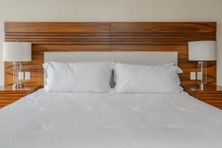 Luxury Canuva Beachfront Condo Pool Concierge - 1