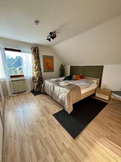 Family & Friends Retreat - Wiesbaum - 6