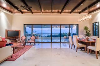 Luxury Oceanview Penthouse in HDM - 8