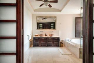 Luxury Oceanview Penthouse in HDM - 2