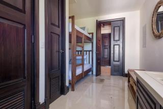 Luxury Oceanview Penthouse in HDM - 3