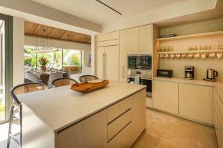 Luxury 5BR Villa with Pool Jacuzzi 2 Golf Carts - 3