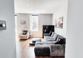 Stylish & Modern 2BR Flat nr Nottingham City Centre - 1