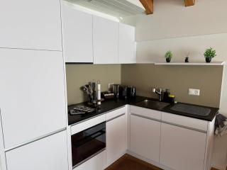 Mountain Glow Apartment - 5