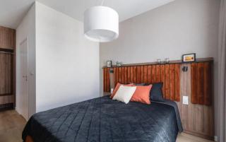 Liberty Square Deluxe - 7