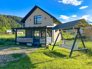 gray house kryvorivnya - 9