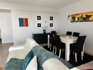 H&F Fort View Apartment - 1