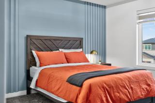 Spacious 4 Beds Sleeps 8 Near Airport Family Home - 9