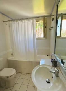 Harbour Haven 2 BR Gem steps fm sand and shops - 1