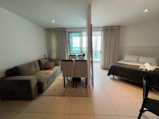 Estúdio em Prédio c/ Piscina e Academia MPZ0902 - 0