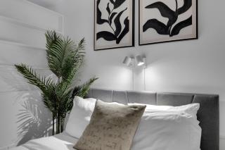 Dreaming at the Base of the Mountain With Parking - 6