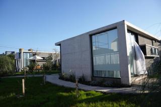 Refugio nuevo y moderno en Acantilados - 1