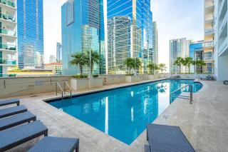 36th floor Brickell bay view 1BR 2 Queens and Sofa Bed - 9