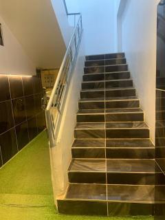 الشقق الأولى السكنية - 6