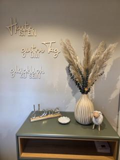 Cozy Luhe Cottage - 1