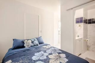 Cozy Private Apartment in Vero Beach with Garden View - 5