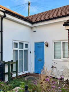 Priory Castle Bungalow, Tynemouth - 3