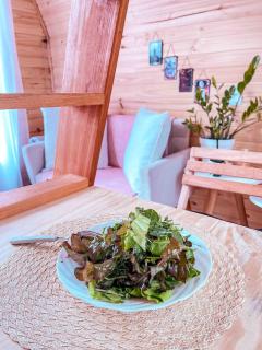 Mini Chalé Suiço com Jacuzzi - 8