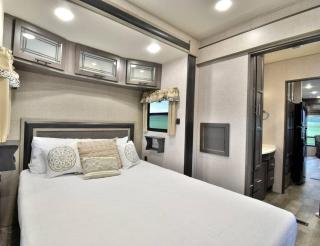 Outdoor Dining • BBQ Grill • Fire Pit • Park Views - 4