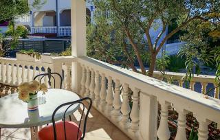 Awesome Apartment In Vodice With Wifi - 3