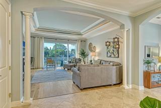 Sunburst Courtyard - 430 - 2