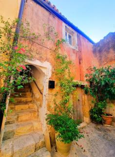 Casa Bella in Central Noto, a Unique Sicilian Stay - 9
