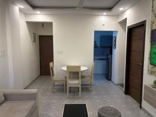 Warm 1BHK Candolim Haven with Pool, Smart TV - Ideal for Work & Relaxation - 6