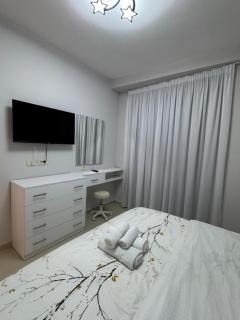 Golden Tower City Center Tirana Apartment - 3