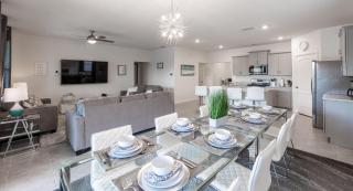 7547OML-Solterra Resort - 3