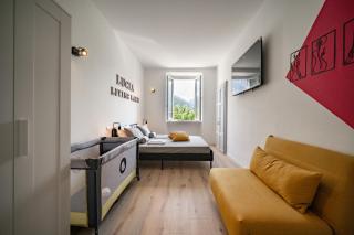 Renzo & Lucia Lakefront Suites with Stunning Views of Lake Como - 5