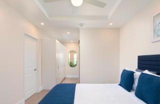 Walk to Mullins Beach Ground Floor Pool Fast WiFi - 3