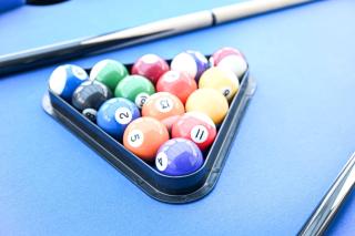 Swan's Place - Large 4bed home, Sleeps 9, Parking x2 & Games room - 4