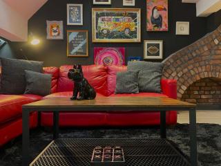 The Foundry by The Hive WA1 Funky Spacious 1 Bed King Apartment - 0