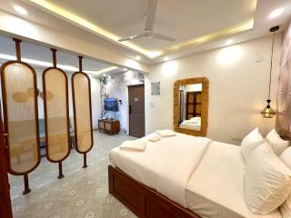 Bright Boho Studio Near Candolim Beach - Modern Amenities & Work Desk - 5