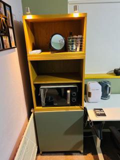 Homestay in Newport - 8