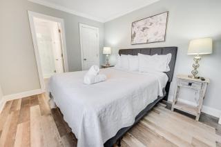 Newest Sea Lakes 2nd Floor Condo at Cherry Grove! - 2