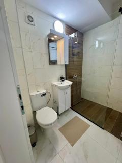 The Copper Leather Suite - 6