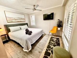 Burleigh Heads Koala Park Pool & Parking - Gold Coast - 6