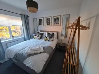 Lysaght House Groups Contractors Sleeps 5 - 5
