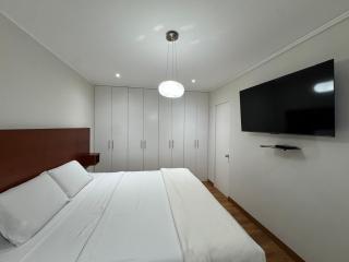 2 Bedroom Miraflores Apartment Down Town - 8