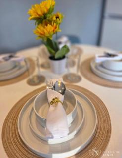 Stylish 3-Bed Home with Parking - Ideal for Long Stays - 9