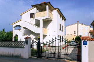 Apartments with parking space Medulin - 7295 - 2