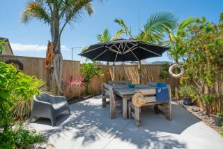 Hunter Lodge Your Papamoa Beach Escape - 9